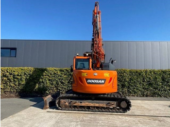 Excavadora de cadenas DOOSAN DX140LCR-5
