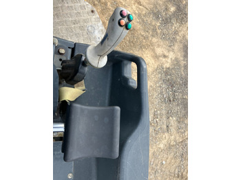 Leasing de BOMAG DE BW 135 AD-5  Stage IIIa/Tier 4i BOMAG DE BW 135 AD-5  Stage IIIa/Tier 4i: foto 4