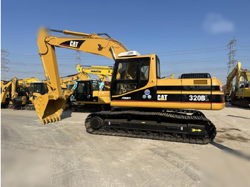 Excavadora de cadenas CATERPILLAR 320BL