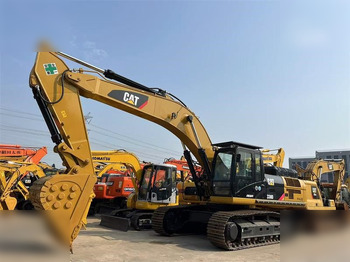 Excavadora de cadenas CATERPILLAR 330D