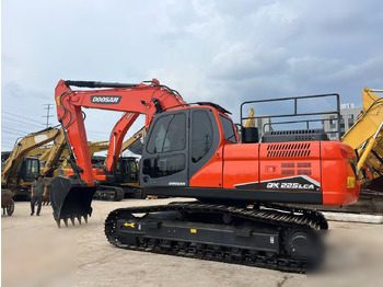 Excavadora de cadenas DOOSAN DX225LC