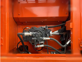 Excavadora de cadenas DOOSAN DX225 LC: foto 4