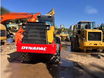 Compactador DYNAPAC CA251D: foto 4