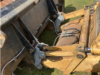 Leasing de New Holland 675D  New Holland 675D: foto 5