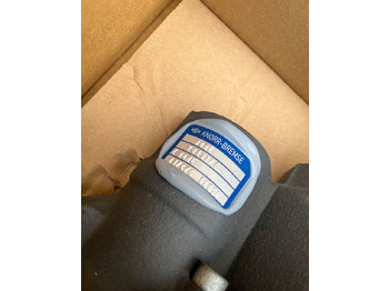 Pinza de freno para Camión nuevo NOWY zacisk hamulcowy Knorr Bremse K013174: foto 2 Pinza de freno para Camión nuevo NOWY zacisk hamulcowy Knorr Bremse K013174: foto 2