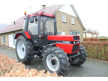 Tractor CASE IH XL