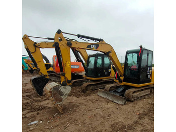 Excavadora de cadenas CATERPILLAR