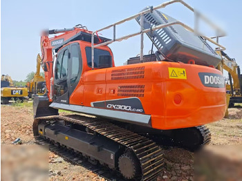 Excavadora de cadenas DOOSAN DX300 LC: foto 5