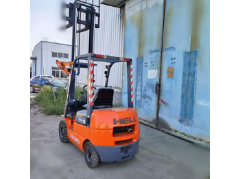 Carretilla elevadora diésel HELI