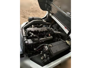 Carretilla elevadora TCM 830: foto 5