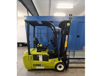 Carretilla elevadora eléctrica CLARK