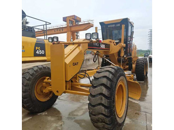 Grader CATERPILLAR 140K