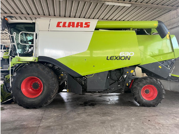Cosechadora de granos CLAAS Lexion 630
