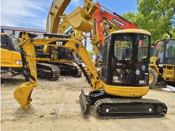 Miniexcavadora CATERPILLAR 303CR