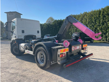 Camión multibasculante IVECO EUROCARGO 180E25 CON SCARRABILE NUOVO: foto 4 Camión multibasculante IVECO EUROCARGO 180E25 CON SCARRABILE NUOVO: foto 4
