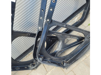 Carrocería y exterior para Camión MOCOWANIE WSPORNIK VOLVO FH4 FH5 ORYGINAŁ 21964648 CHWALIM116: foto 2