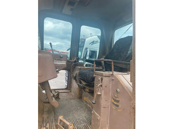 Bulldozer CAT CAT D6D CAT D6D: foto 5 Bulldozer CAT CAT D6D CAT D6D: foto 5