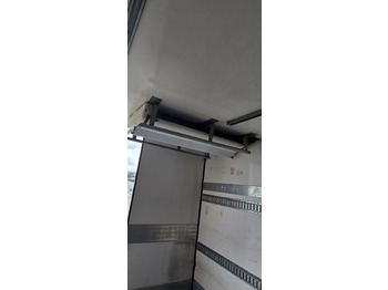 Camión frigorífico RENAULT D WIDE: foto 5