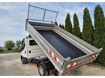 Furgoneta basculante Iveco 35C15 3.0: foto 3 Furgoneta basculante Iveco 35C15 3.0: foto 3