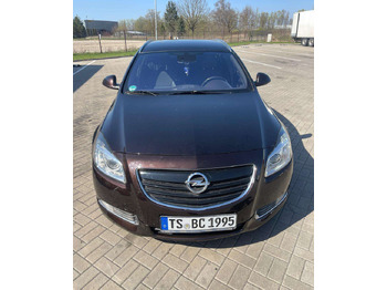 Coche familiar OPEL