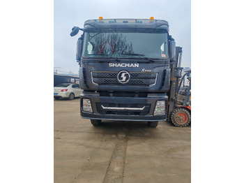 Camión volquete SHACMAN