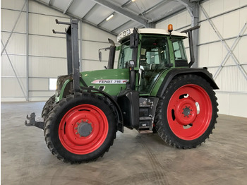 Tractor FENDT 716 Vario