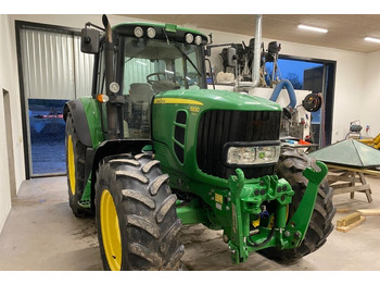 Leasing de John Deere 6930 Premium John Deere 6930 Premium: foto 3 Leasing de John Deere 6930 Premium John Deere 6930 Premium: foto 3