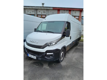 Furgoneta caja cerrada IVECO Daily 35s14
