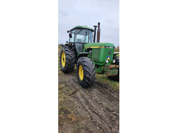 Tractor JOHN DEERE 4055 Series