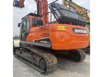 Excavadora de cadenas DOOSAN DX300