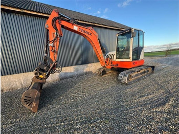 Excavadora de cadenas TEREX