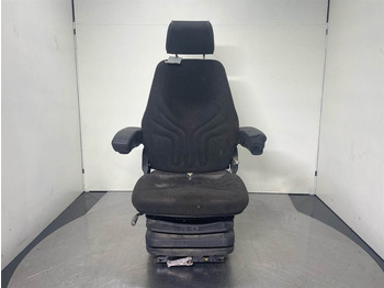 Cabina e interior LIEBHERR