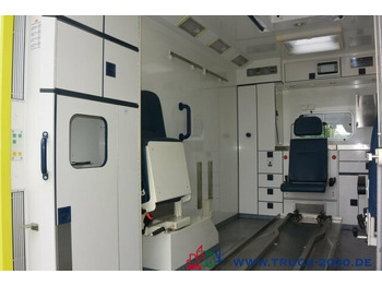 Ambulancia Mercedes-Benz Sprinter 516 CDI Intensiv- Rettung- Krankenwagen: foto 2