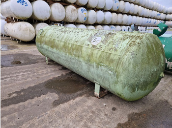 Depósito de combustible