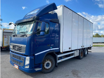 Camión caja cerrada VOLVO FH13 460