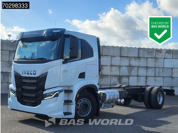 Camión chasis IVECO S-WAY