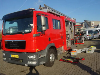 Camión de bomberos MAN TGM 15.250
