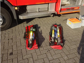 Camión de bomberos MAN TGM 15.250 FIRE TRUCK,2000 LITER TANK, FOAM TANK, AIRCO,WITH EQUIPMENT: foto 3