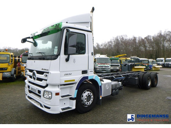 Camión chasis MERCEDES-BENZ Actros 2632