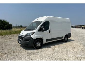 Furgoneta pequeña PEUGEOT Boxer