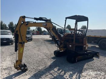 Miniexcavadora Cat 303 Mini Excavator:  &lt;6.6t: foto 3