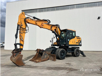 Excavadora de ruedas HYUNDAI