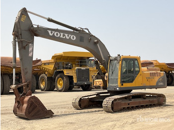 Excavadora de cadenas VOLVO EC240BLC