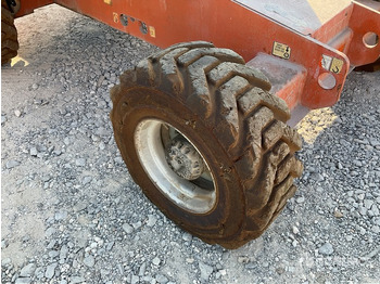 Plataforma articulada 2008 JLG 460SJ 4WD Diesel (Inoperable) Articulating Boom Lift: foto 4 Plataforma articulada 2008 JLG 460SJ 4WD Diesel (Inoperable) Articulating Boom Lift: foto 4