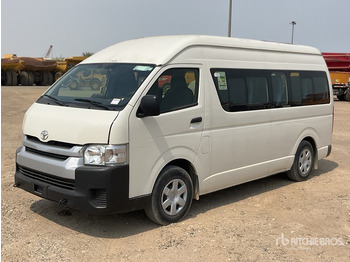 Minibús TOYOTA