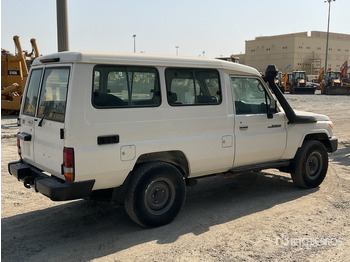 SUV/ Todoterreno 2020 Toyota Land Cruiser 78L 4x4 SUV: foto 5