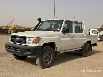 Pick-up TOYOTA Land Cruiser