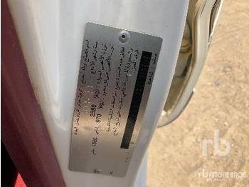 Pick-up TOYOTA HILUX Crew Cab: foto 5