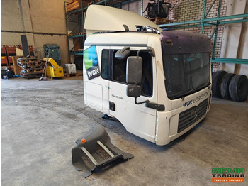 Cabina e interior MAN TGA