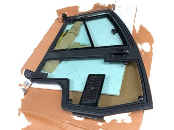 Puerta y piezas NISSAN